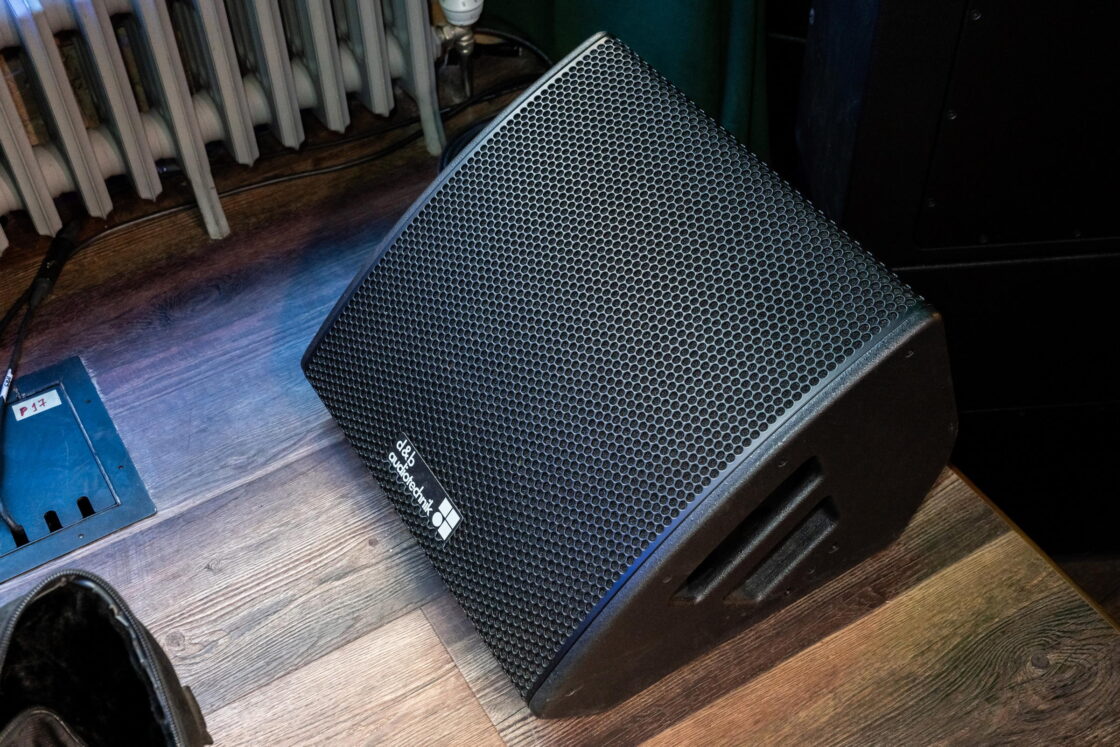 d&b audiotechnik M6