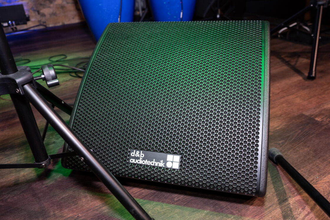 d&b audiotechnik M6